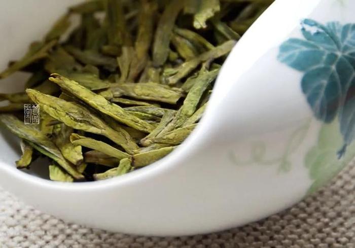 龙井属于什么茶类红茶还是绿茶