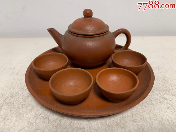 宜兴紫砂茶具价格,宜兴紫砂茶具,清代以来异军突起,在众多茶具中独树一帜
