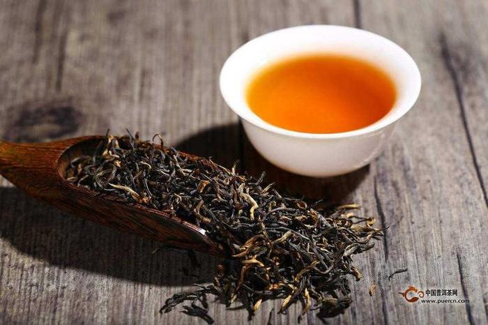 小叶种工夫红茶与大叶种工夫红茶哪个更甜醇