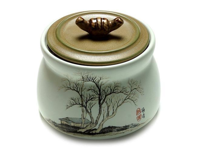 茶荷是用来从茶叶罐中盛取干茶的器具