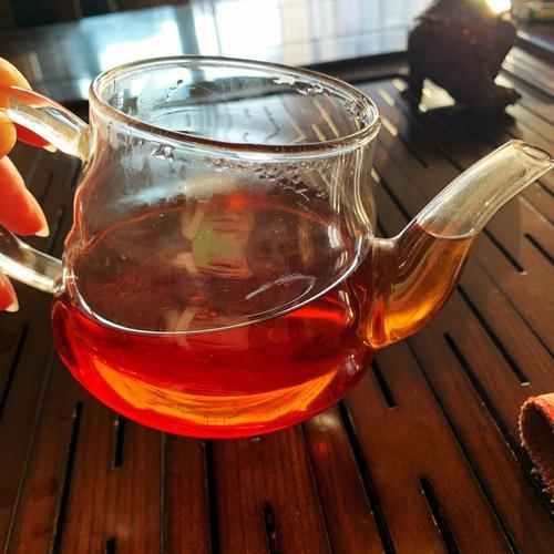 大红袍茶汤颜色的描述正确的是