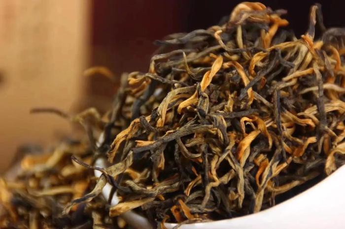 熟茶与红茶的区别是哪里产的