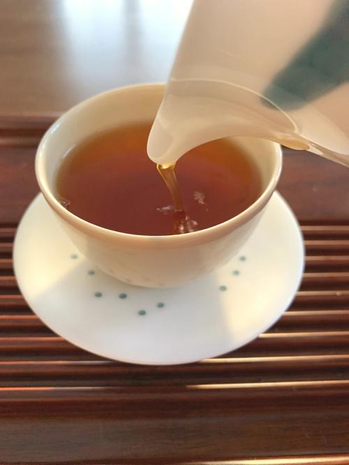 一壶一茶就是个坑,一壶一茶指的是一种茶还是一个系列