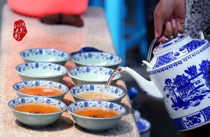 大碗茶是哪里的特色菜
